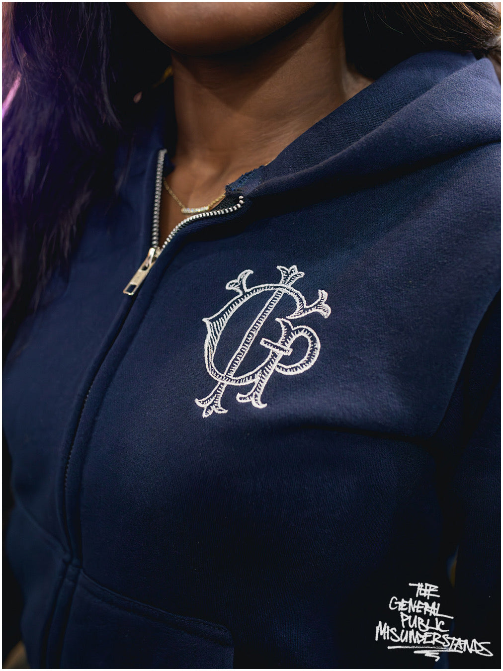DIVA CREST SET “NAVY/WHITE “