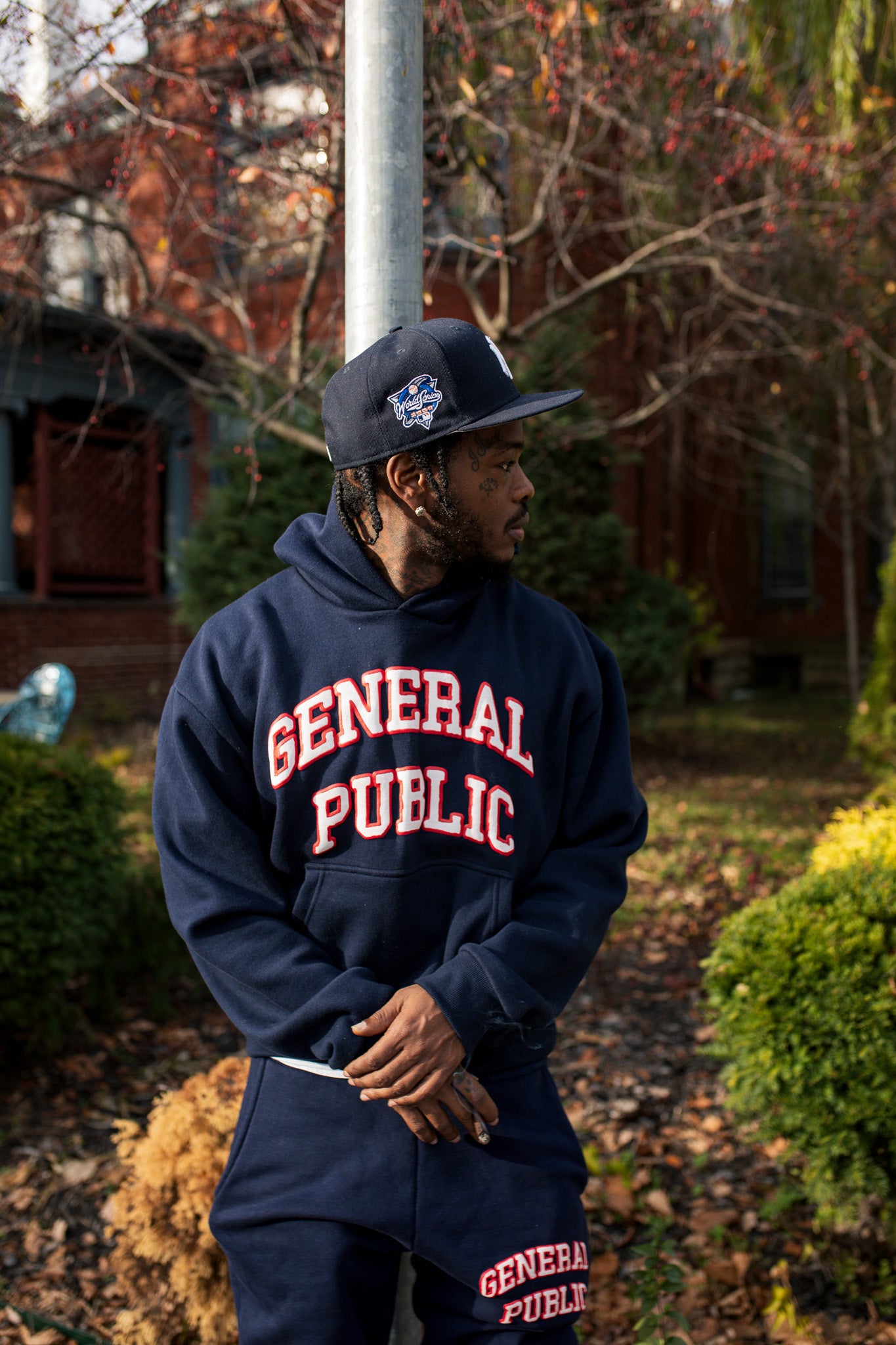 Uniform 4 sweatsuit “Navy”